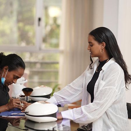 Vibes Hotel And Spa Addis-Abeba Extérieur photo